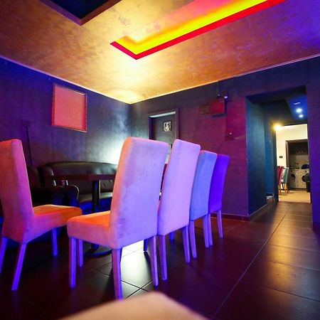 Karma Luxury Room บูคาเรสต์ ภายนอก รูปภาพ