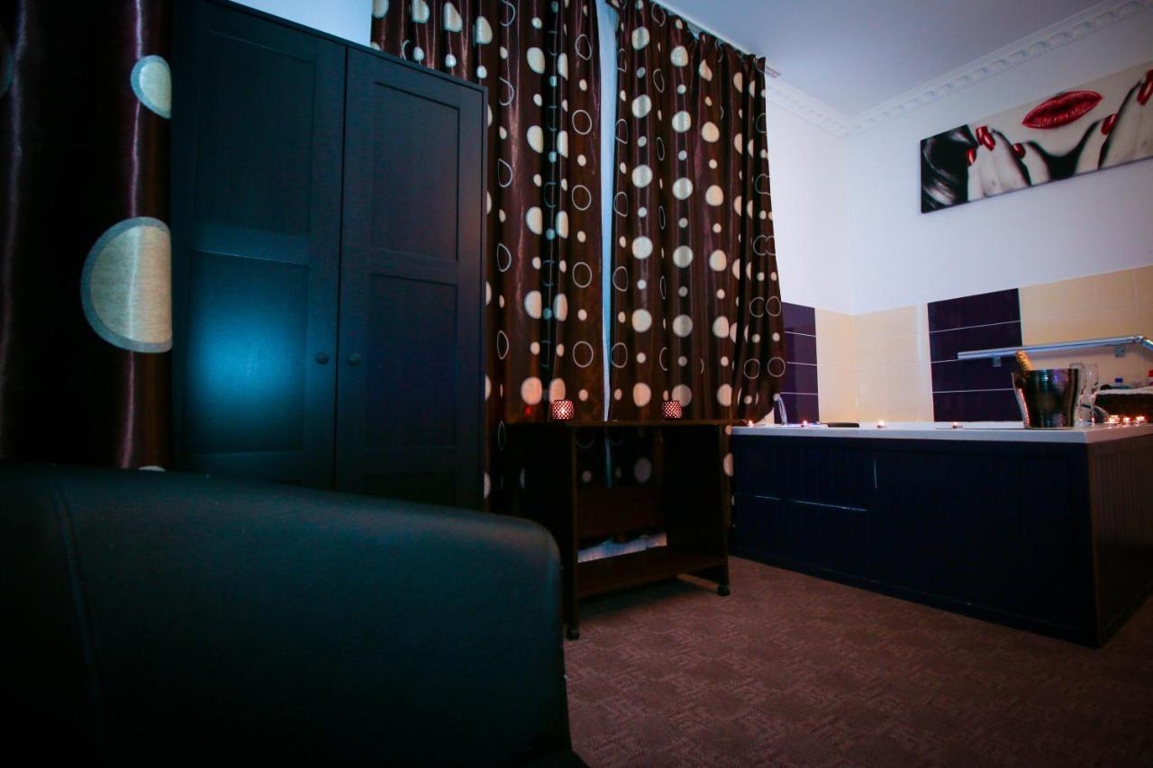 Karma Luxury Room บูคาเรสต์ ภายนอก รูปภาพ