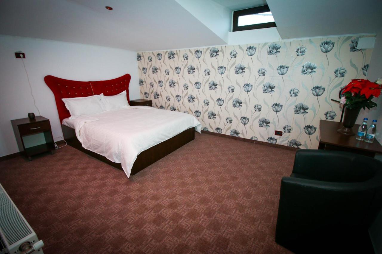 Karma Luxury Room บูคาเรสต์ ภายนอก รูปภาพ
