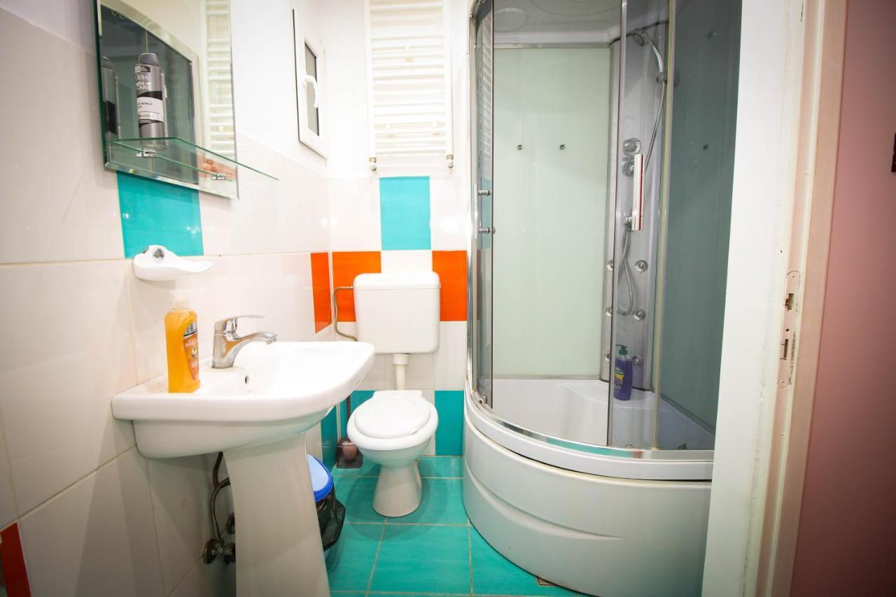Karma Luxury Room บูคาเรสต์ ภายนอก รูปภาพ