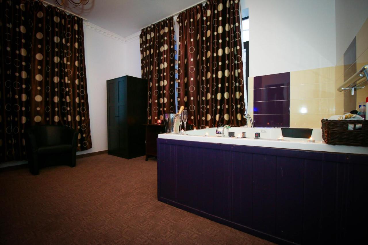 Karma Luxury Room บูคาเรสต์ ภายนอก รูปภาพ